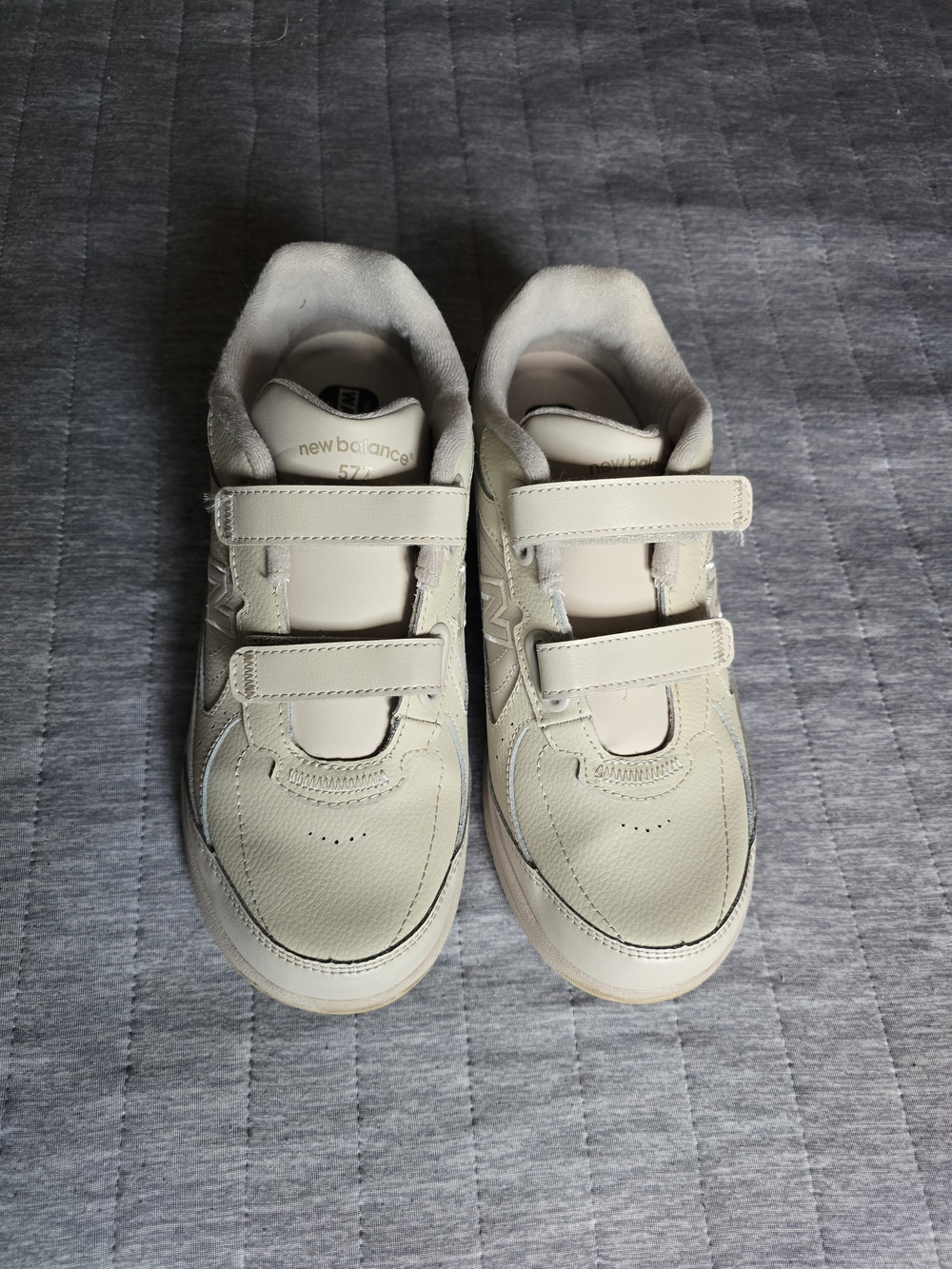 577 New Balance Womens Cream Velcro Sneakers
